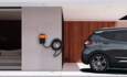 意大利国家电力公司X的JuiceBox临40住宅电动汽车充电站。