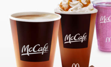 麦当劳推出试点项目，投放聚苯乙烯咖啡杯特色形象