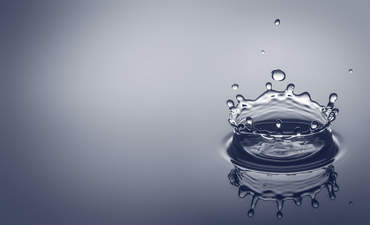水滴，水滴，水滴:水是一个领先的ESG关注特色形象