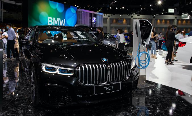 BMW 7 series electric