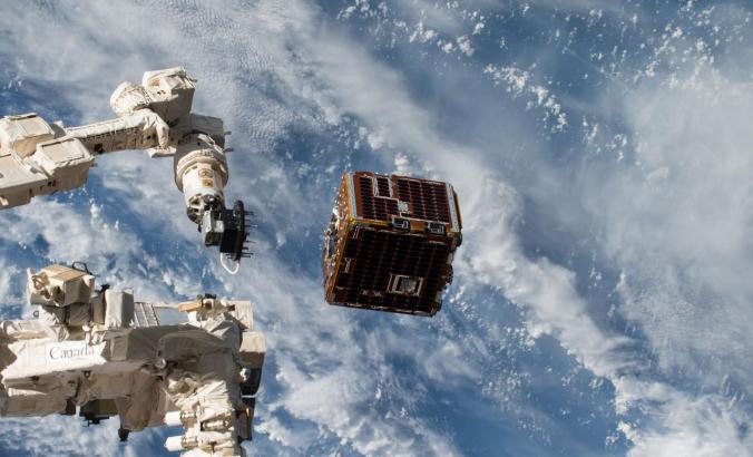 2018年6月20日，国际空间站将NanoRacks-Remove Debris卫星从日本希望号实验舱外发射升空。这项技术演示旨在利用3D摄像机绘制轨道碎片或“太空垃圾”的位置和速度。