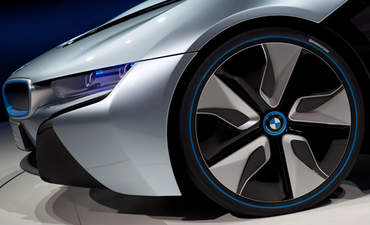 With BMW's i3, the carmaker shifts the EV market with composites featured image
