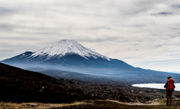 爬山