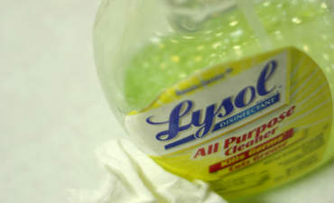 Lysol制造商利洁时(Reckitt Benckiser)分享了其可持续配方的特必威体育2018色图片