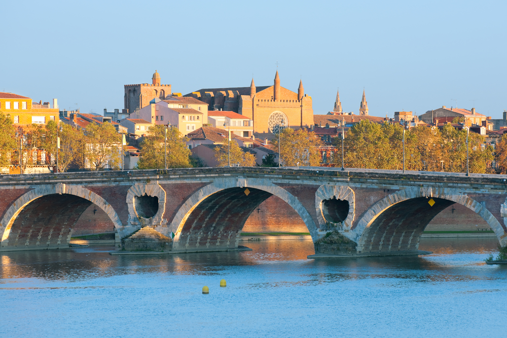 The Pont Neuf in Tolouse, France. Credit: SergiyN via Shutterstock