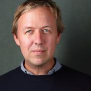tom_rivett_headshot